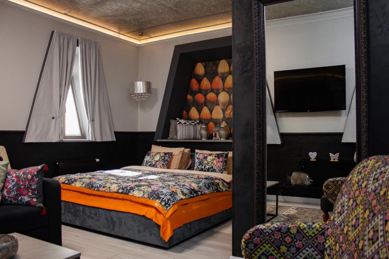 Manna Boutique Hotel (Adults Only) Kiev Exterior foto