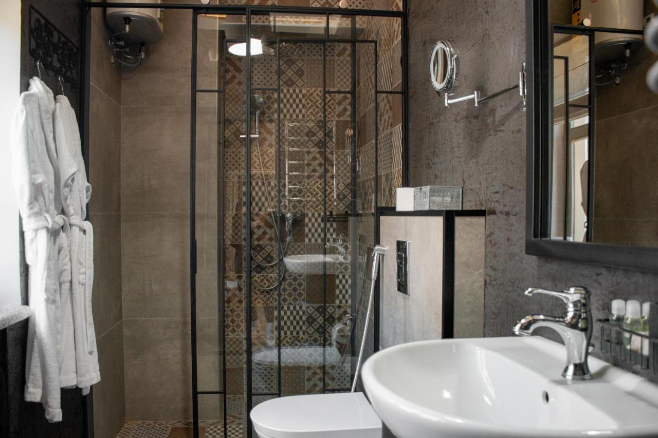Manna Boutique Hotel (Adults Only) Kiev Exterior foto