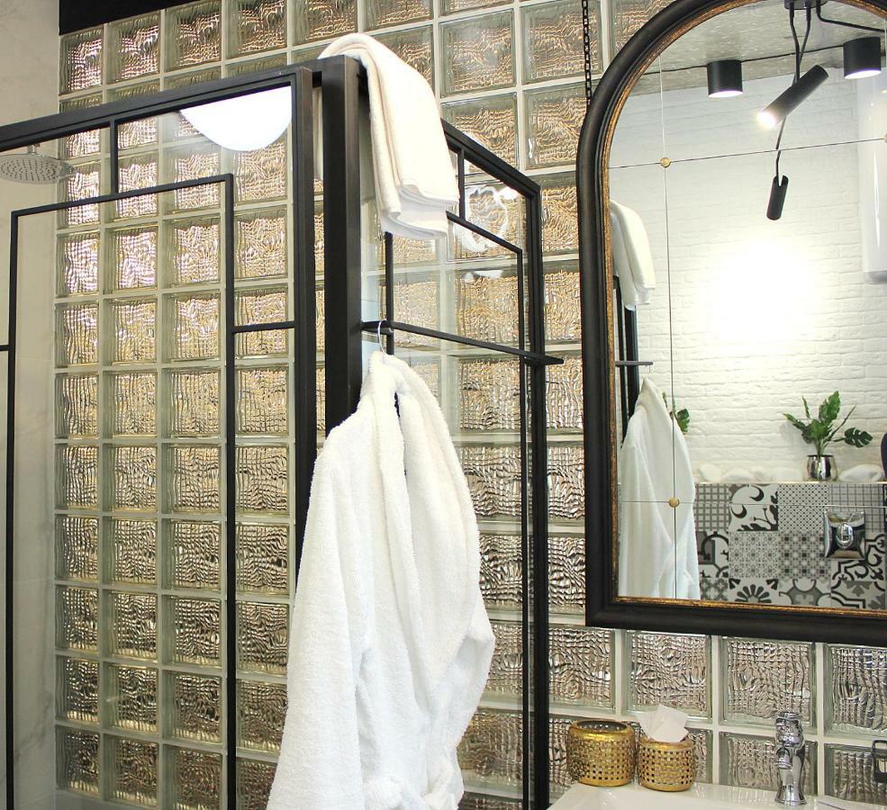 Manna Boutique Hotel (Adults Only) Kiev Exterior foto